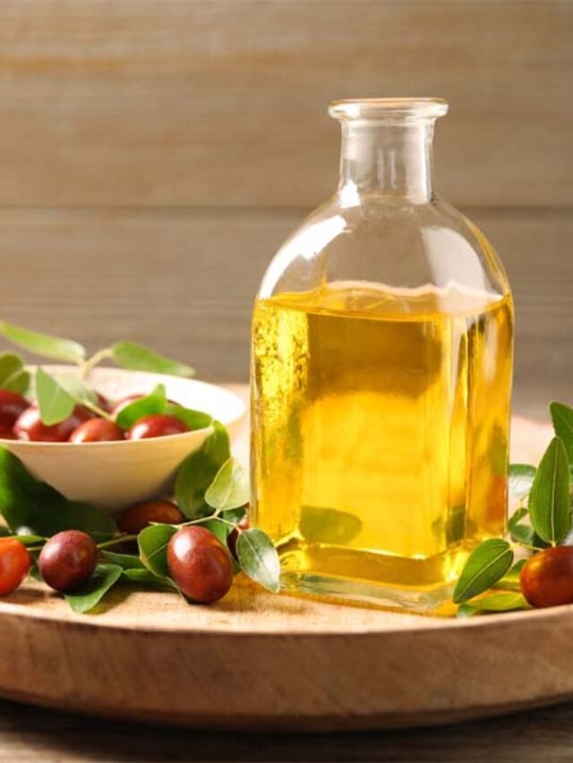 Jojoba-Oil-For-Hair-Growth-And-Benefits